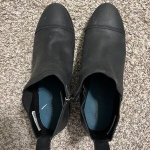 Tom’s Women Black boots